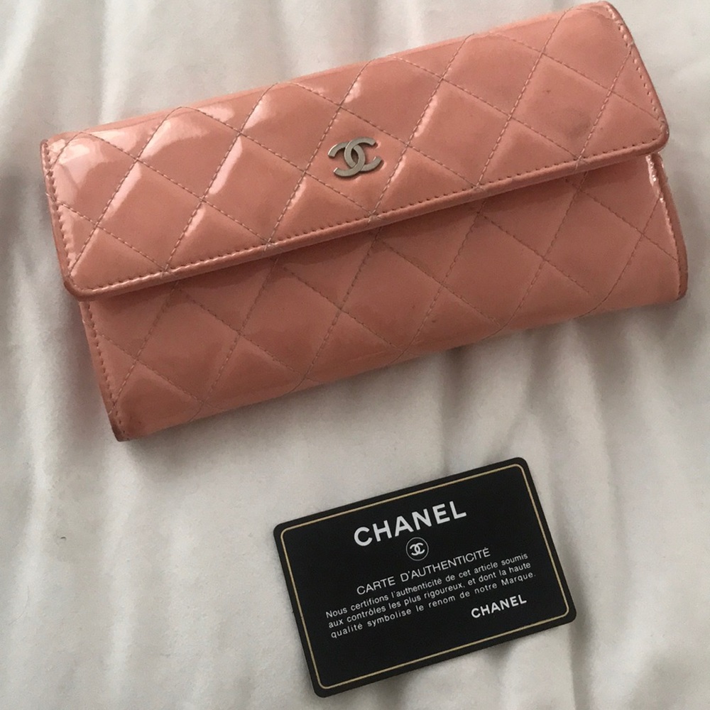 Chanel patent pink wallet *Authentic*